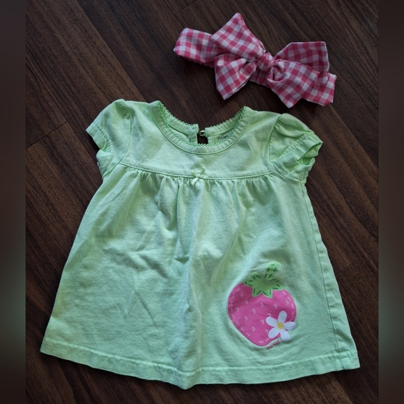 💥Buy2Get1Free💥Green Baby Dress with Strawberry Patch and Pink Bow - Picture 1 of 1